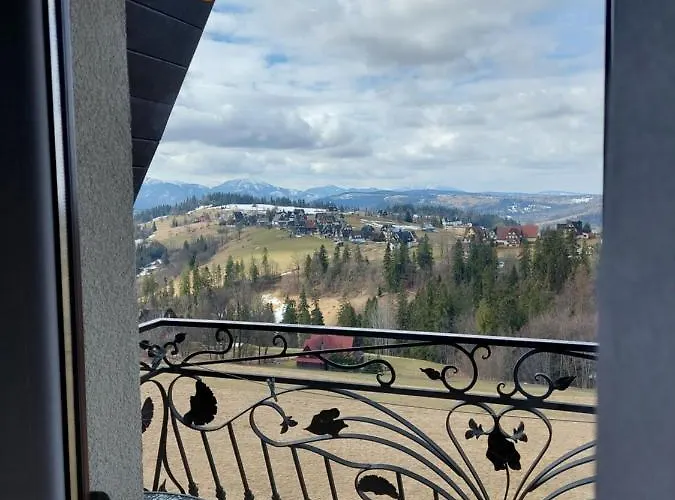 בית אירוח Emma - Goscinne *